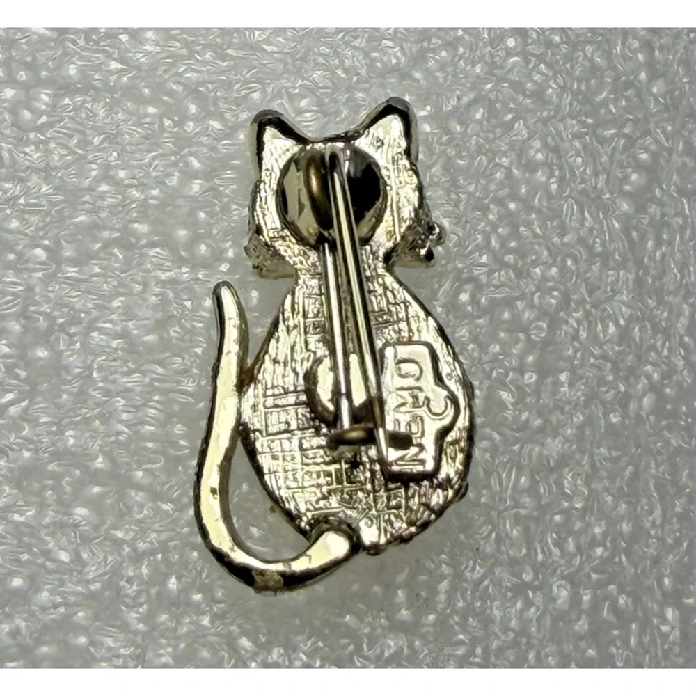 Vintage NEMO Signed Crystal Rhinestone Silver Tone Kitty Cat Pin Brooch 3/4